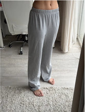 Load image into Gallery viewer, Ensemble deux pièces (best-seller 2026) : t-shirt en maille à manches courtes et pantalon long.