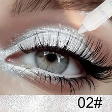 Cargar imagen en el visor de la galería, Lápiz de sombra de ojos resistente al agua y de larga duración – Alta pigmentación, acabados brillantes, con purpurina y mates (tono marrón neutro)
