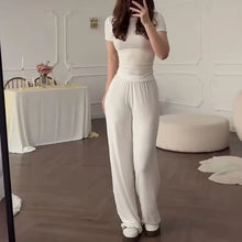 Load image into Gallery viewer, Ensemble deux pièces (best-seller 2026) : t-shirt en maille à manches courtes et pantalon long.
