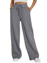 Charger l'image dans la galerie, Pantalon de survêtement large style Harajuku pour femme (collection 2026) – Streetwear gris coupe ample et over size, style baggy, avec cordon de serrage – Jogging décontracté
