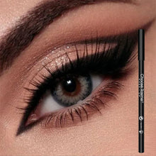 Charger l'image dans la galerie, Sublimez votre regard avec notre lot de 3 crayons eyeliner noirs waterproof !
