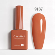 Charger l'image dans la galerie, Vernis gel pour ongles CC8 CANNI (9 ml) – Sans HEMA – Couleur estivale – Soak-off (dissolvable) – UV/LED – Semi-permanent – Texture lisse – Idéal pour nail art et manucure.
