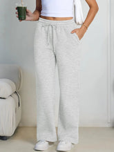 Charger l'image dans la galerie, Pantalon de survêtement large style Harajuku pour femme (collection 2026) – Streetwear gris coupe ample et over size, style baggy, avec cordon de serrage – Jogging décontracté
