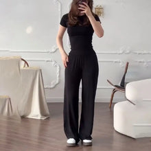 Load image into Gallery viewer, Ensemble deux pièces (best-seller 2026) : t-shirt en maille à manches courtes et pantalon long.
