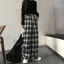 Charger l'image dans la galerie, Pantalon de jogging ample, style mode, noir à carreaux, coupe décontractée et baggy, taille élastique avec poches
