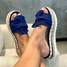 Charger l'image dans la galerie, Sandales et mules à plateforme avec nœud – Modèle été 2026 – Chaussures d'intérieur et d'extérieur, tongs et chaussures de plage
