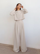 Charger l'image dans la galerie, Pantalon large – Coupe ample, plissée et longueur au sol – Style vintage  – Printemps 2026
